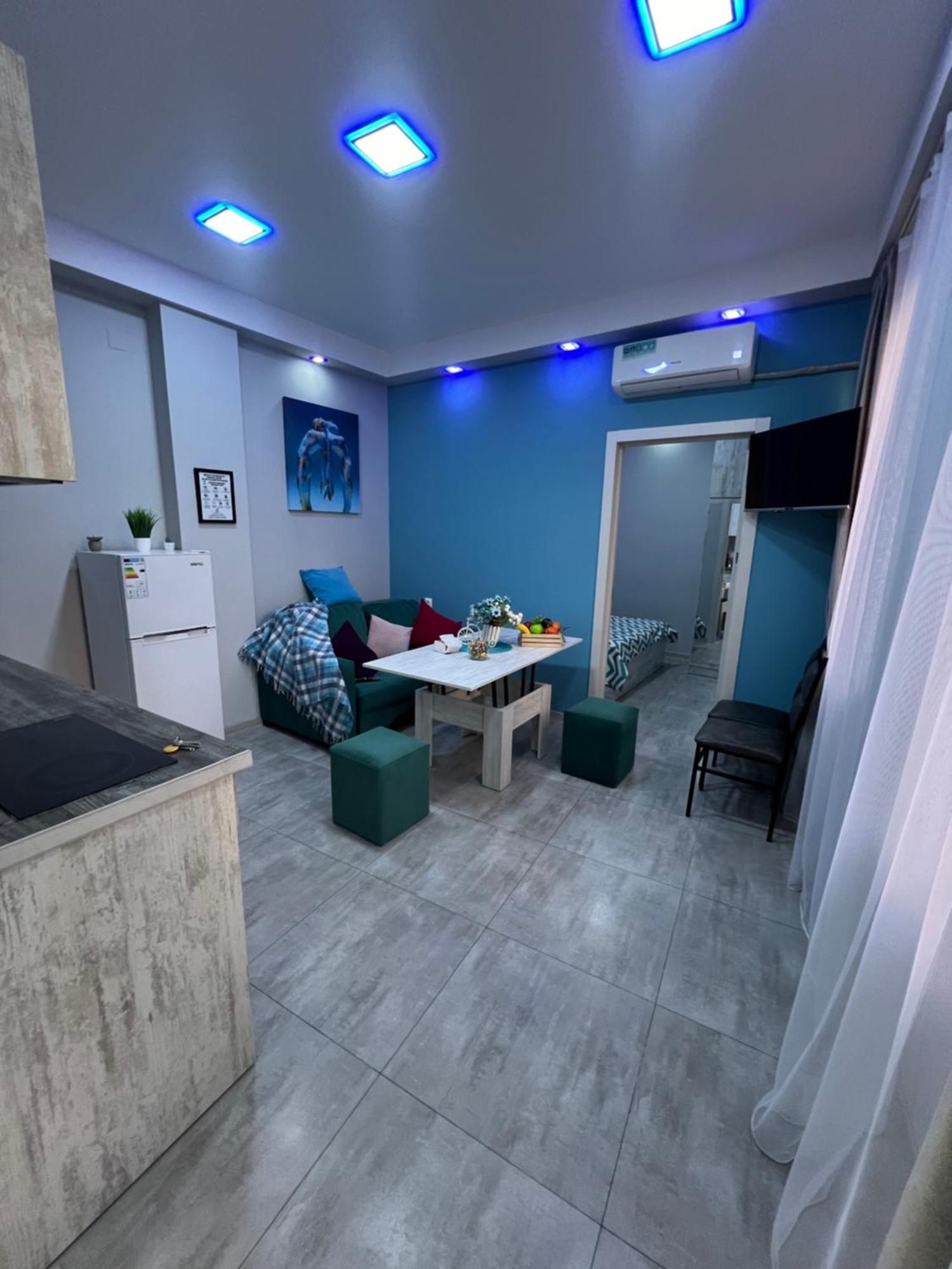 Apartament Cool Blue Interior Self Check In Erywań Zewnętrze zdjęcie
